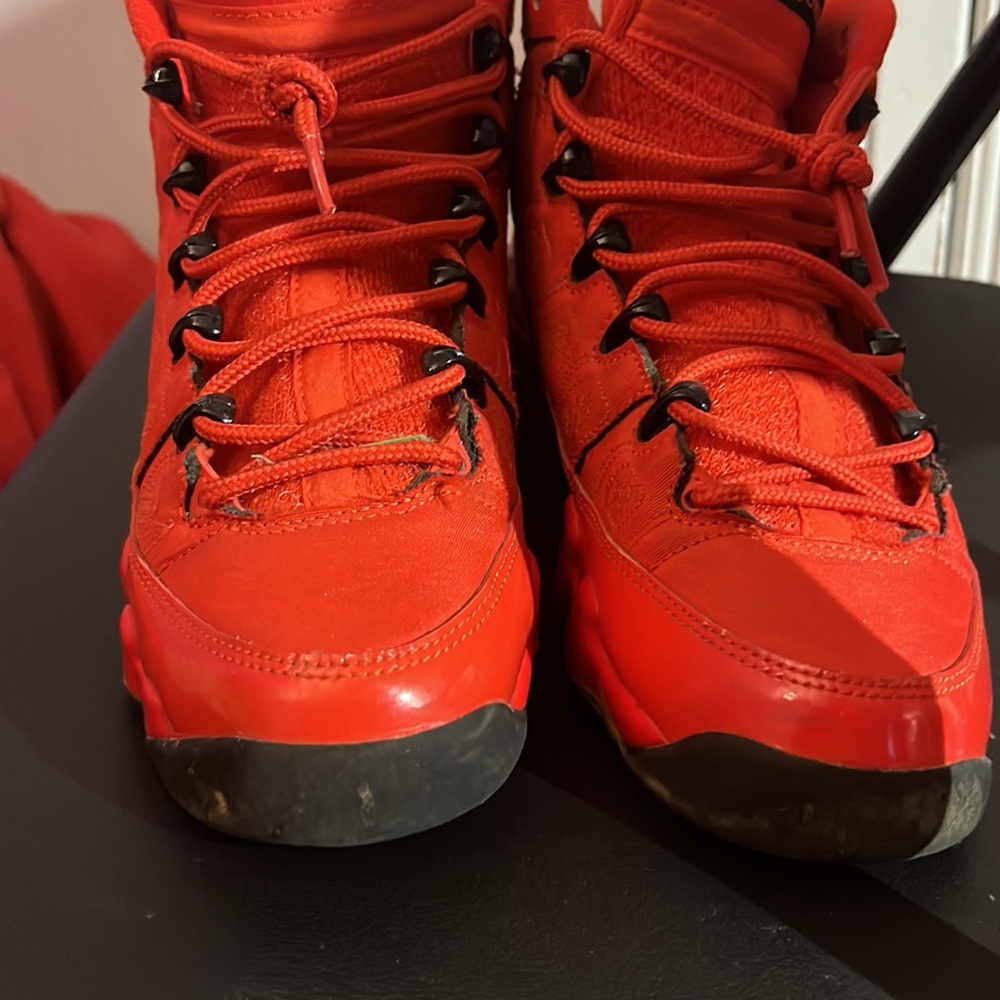 Red Jordans 9 retro - Picture 6 of 7